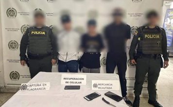 Capturan en el barrio Alcalá dos sujetos que estaban robando un celular