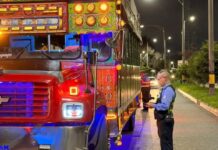 Envigado autoriza zonas especiales para estacionamiento de vehículos de turismo navideño Vehículos