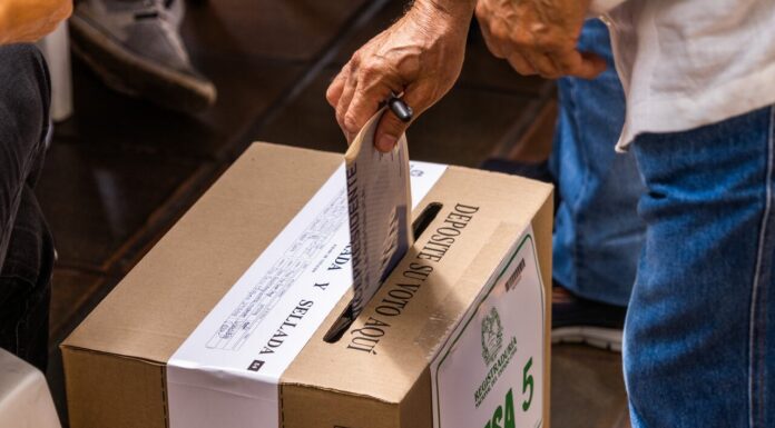 Registraduría facilita el cambio de puesto de votación en Envigado para las elecciones de 2026 Registraduría Envigado